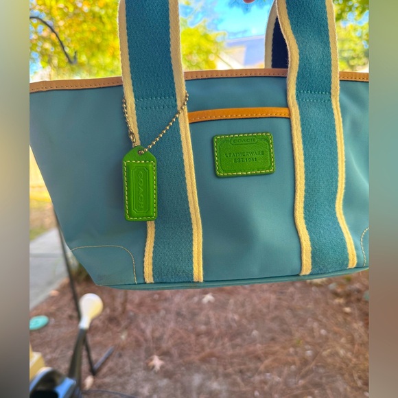 Coach Vintage Mini Hampton Tote purse blue & green canvas monogram interior - Picture 3 of 7